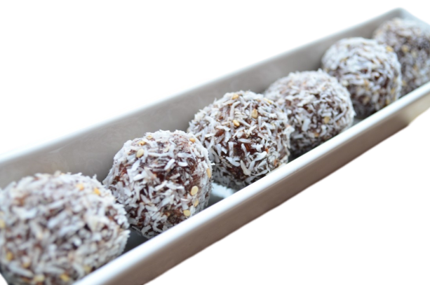 energy balls with aronia